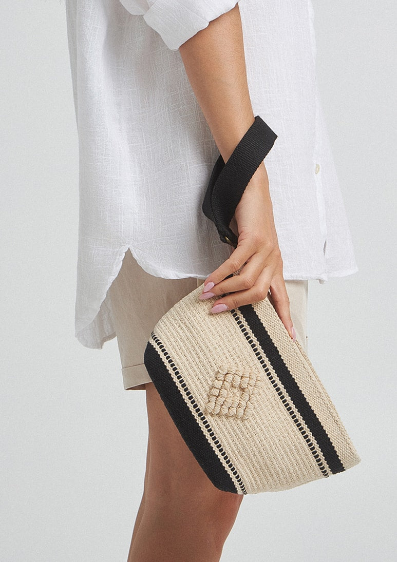 Manu mini clutch black / Pre-order
