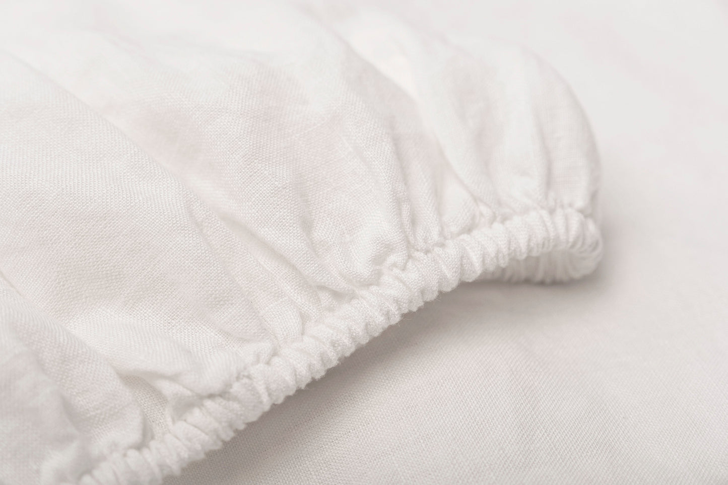 Sofia linen fitted sheet