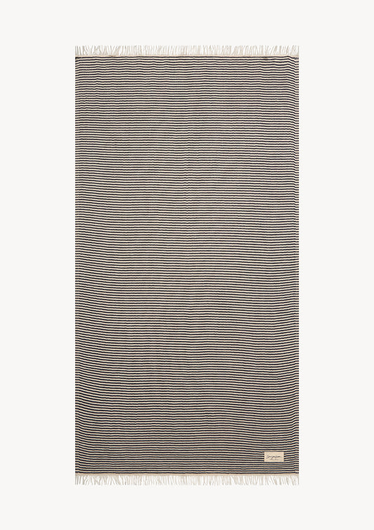 Gorgona beach towel black / Pre-order